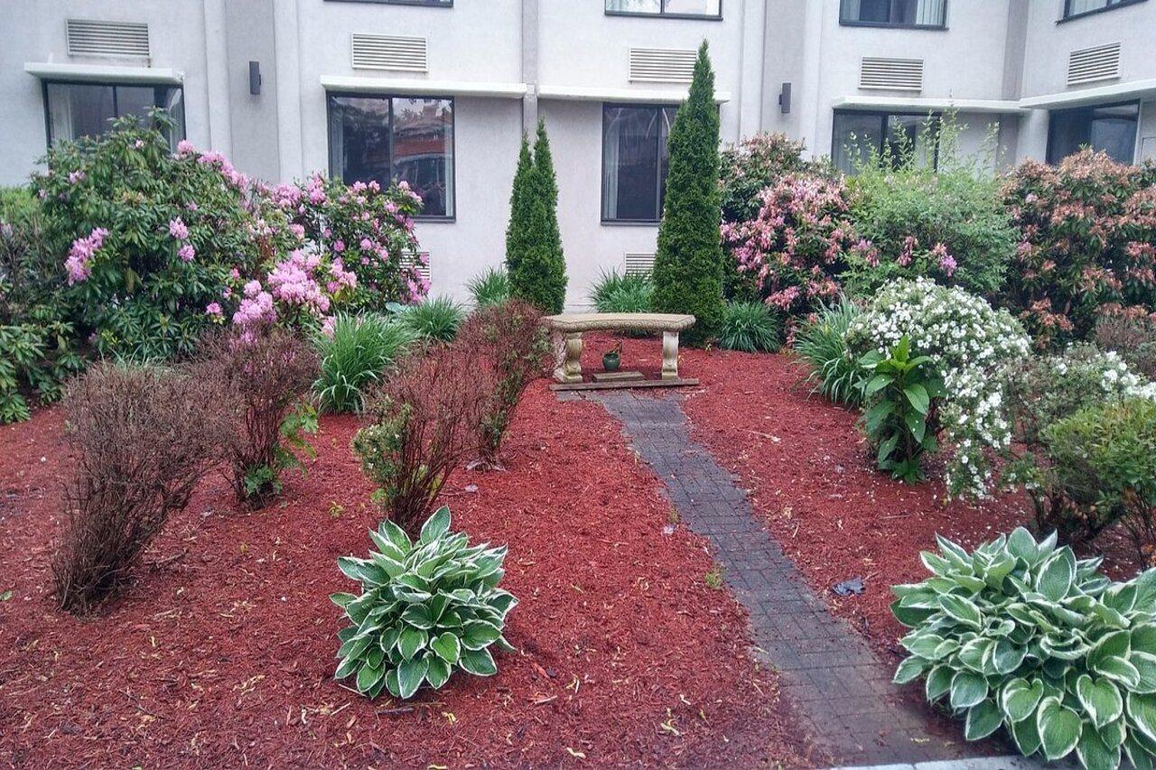 Red Roof Inn Painted Post Bagian luar foto